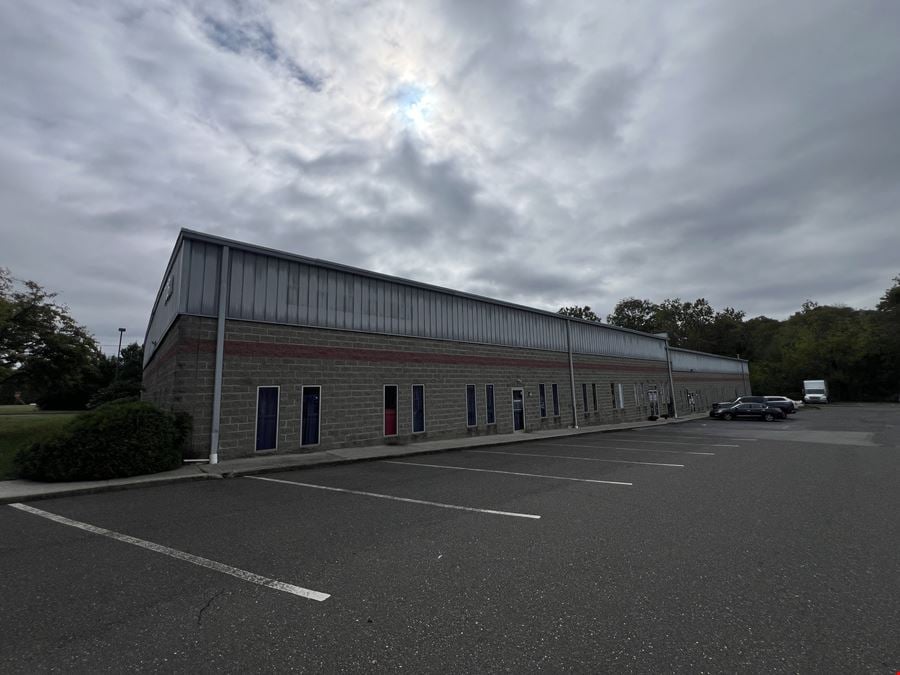 1703 Industrial Hwy