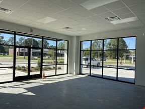 New Construction Shopping Center - 1 Suite Remaining! End-Cap