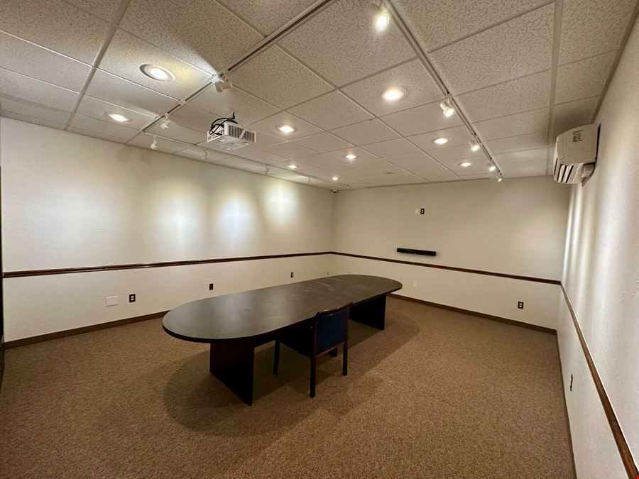 Office Warehouse Available - 4011 Business Park Dr.