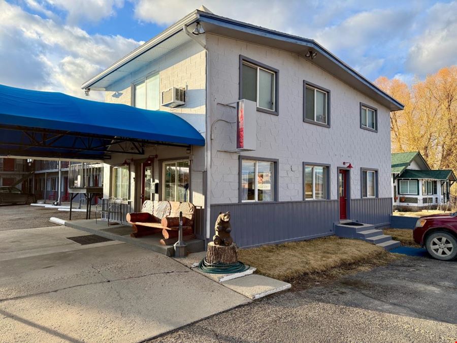 210 N Main St
