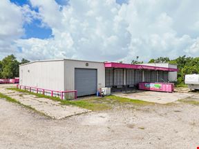 ±10,840 SF Warehouse with Yard on Corner Lot