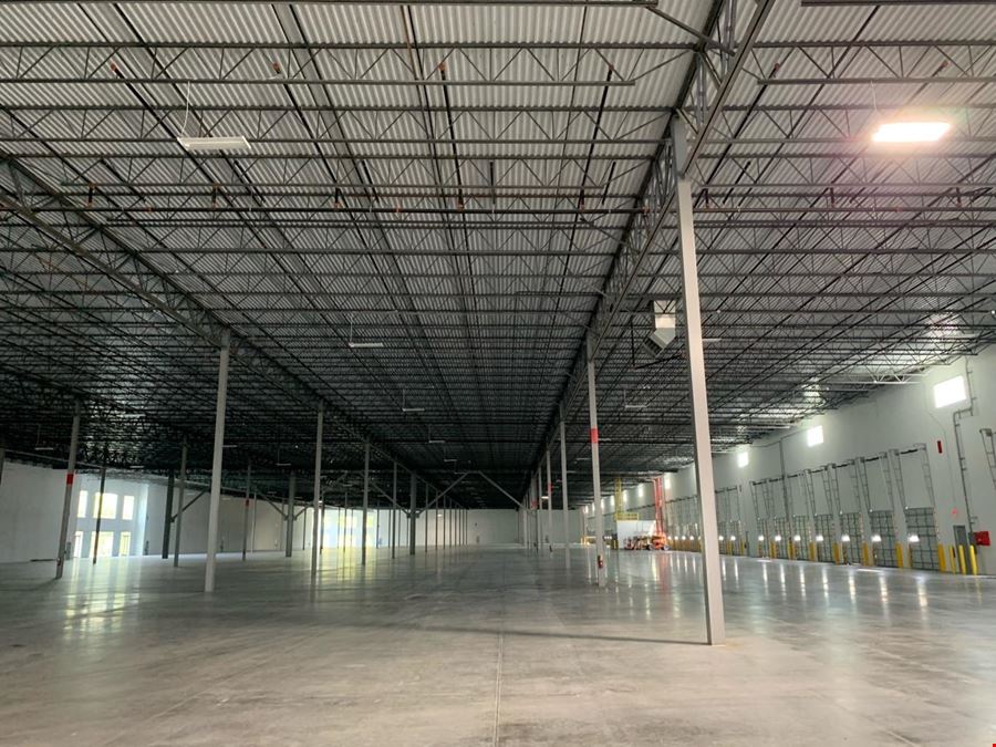 1824 - Savannah Warehouse Available