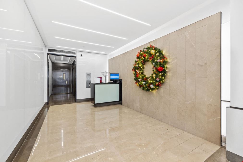 841 Broadway | Roosevelt Building