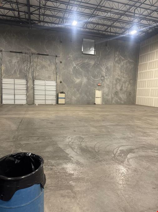 11400 North Interstate 35 Service Road