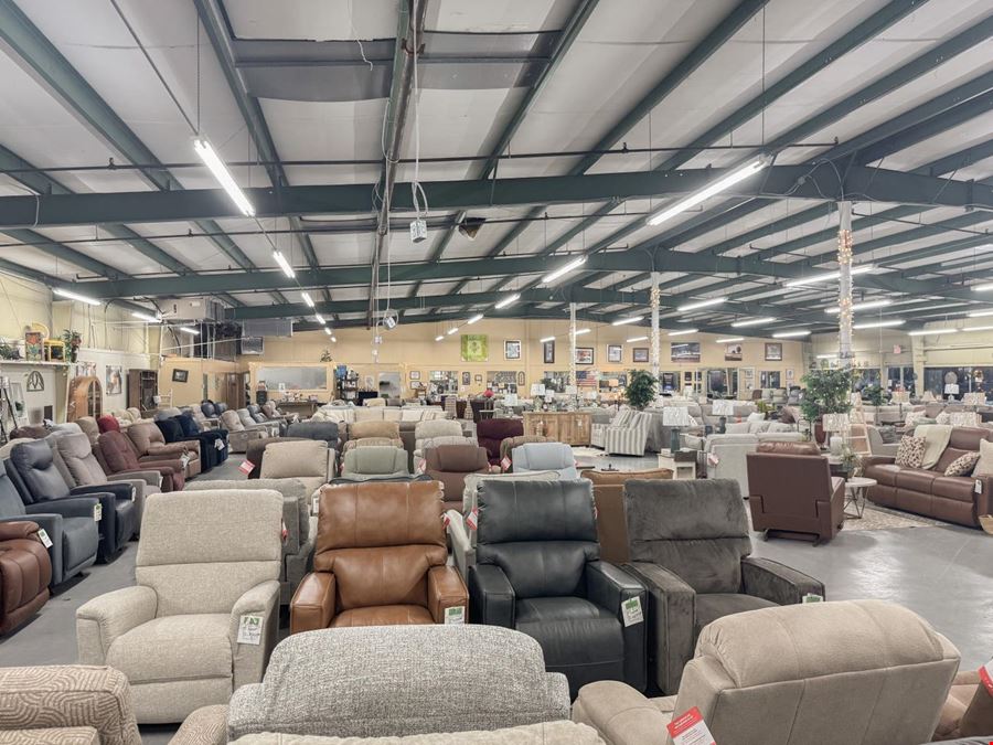 30k SF Retail For Sale 