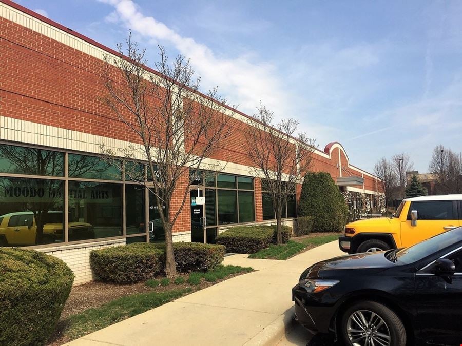3,364 SF Office/Medical Suite For Lease- Downtown Schaumburg