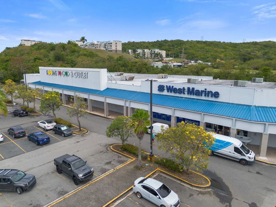 Eastern Plaza Ave. Valero