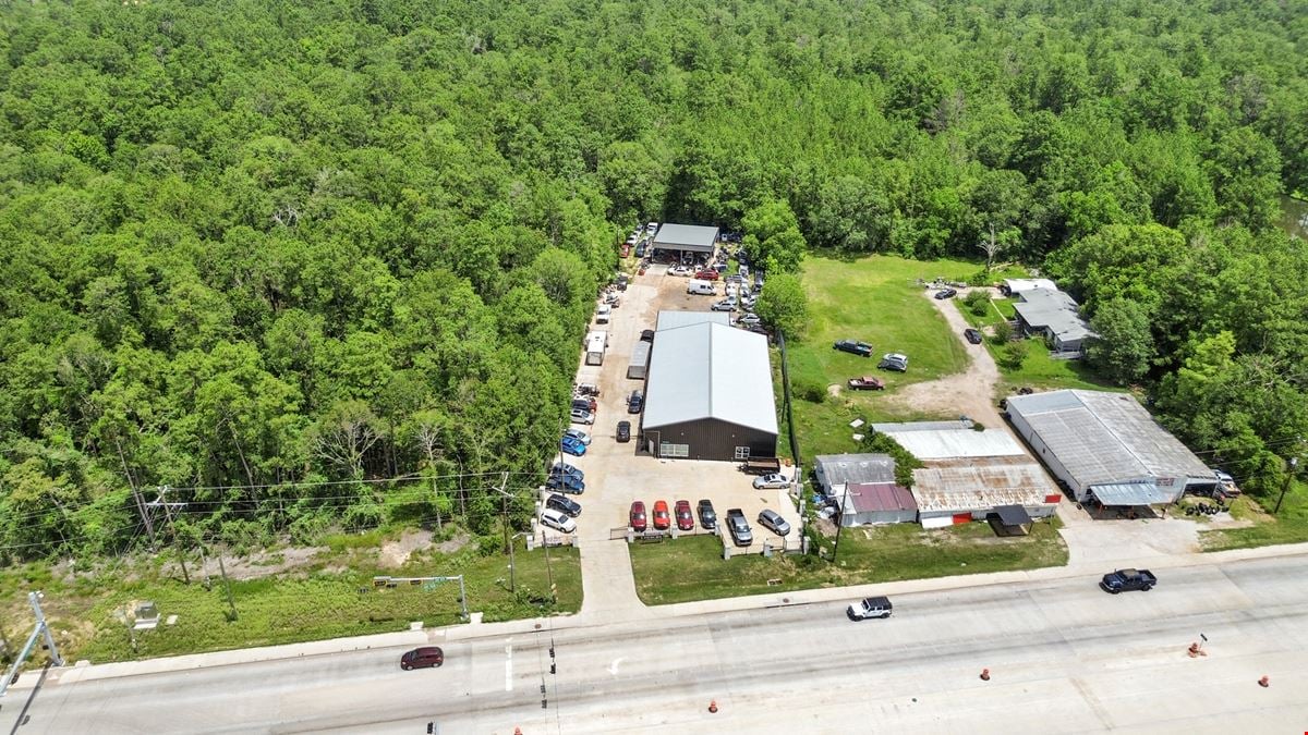 Hwy 105 Frontage – ±1 Acre with  Industrial Building for Commercial or Mixed-Use