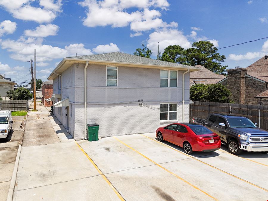 ±900 SF Metairie Office Near Lakeside Shopping Center