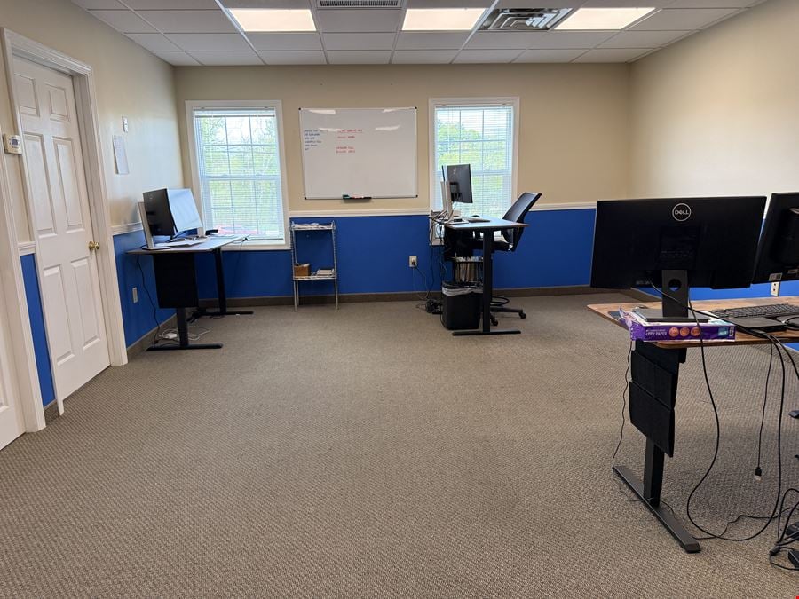 Flexible Commercial Space with Convenient Highway Access