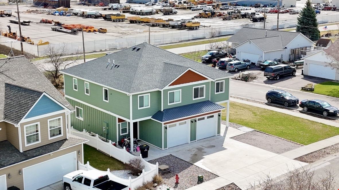 Duplex - 7 Muskrat Dr