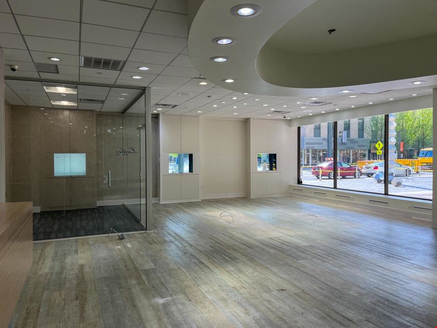 Iconic Retail Space in the Kahler Grand