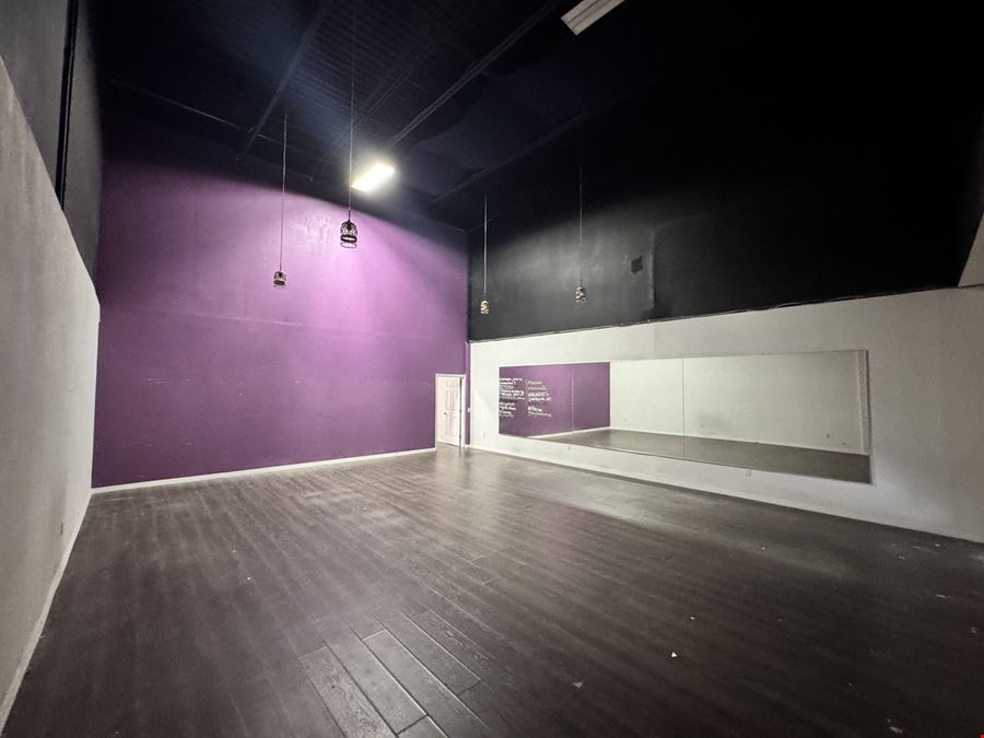 7575 Kingspointe Pkwy, Suite 26