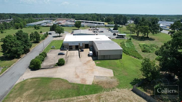 For Lease: Industrial Building Near I-40