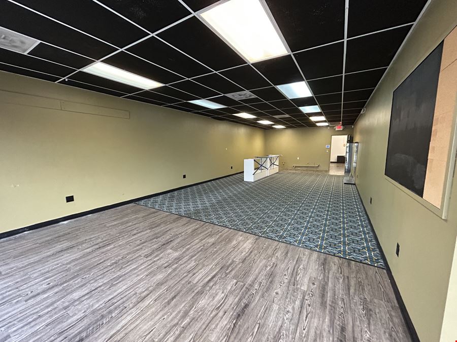 ELFINDALE CORNERS RETAIL SPACE ON WEST SUNSHINE