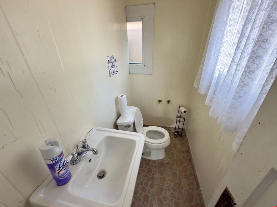 824 E La Rua Street, Pensacola, FL 32501