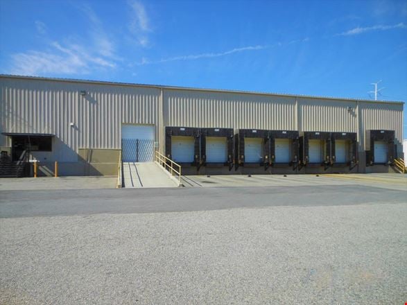 Preview of Industrial space for Rent at 3574 Argonne Avenue
