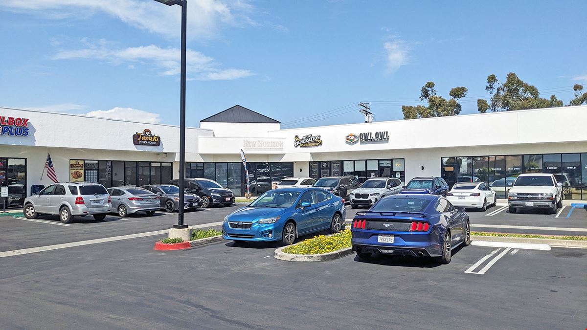 COSTCO ADJACENT RETAIL CENTER