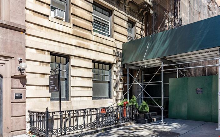 Preview of Office space for Rent at 12 5th Ave