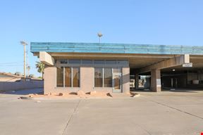324 N Country Club