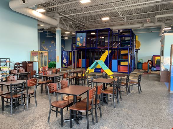 Preview of Retail space for Rent at 78 W Maple