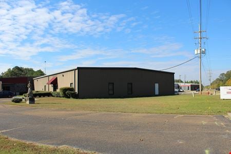 Preview of commercial space at 3720 Flowood Drive