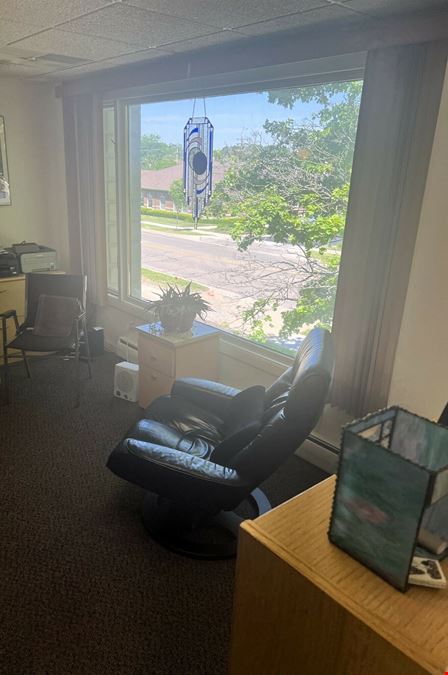 Single Executive Office for Lease in Ann Arbor