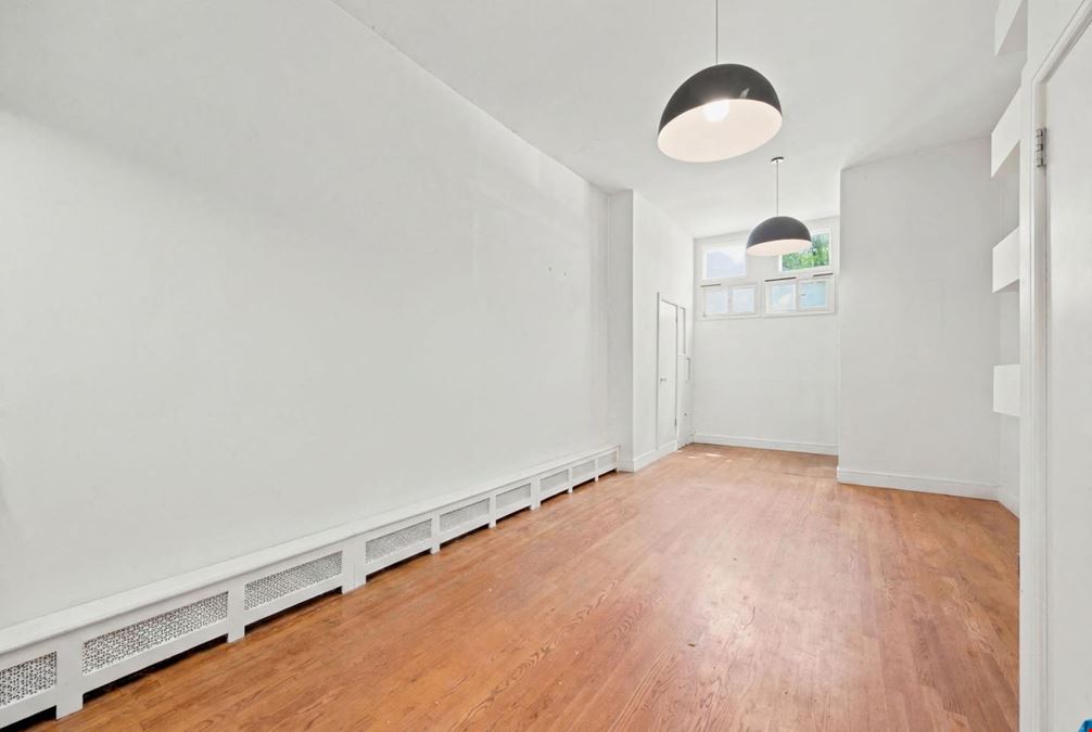 251 Graham Ave