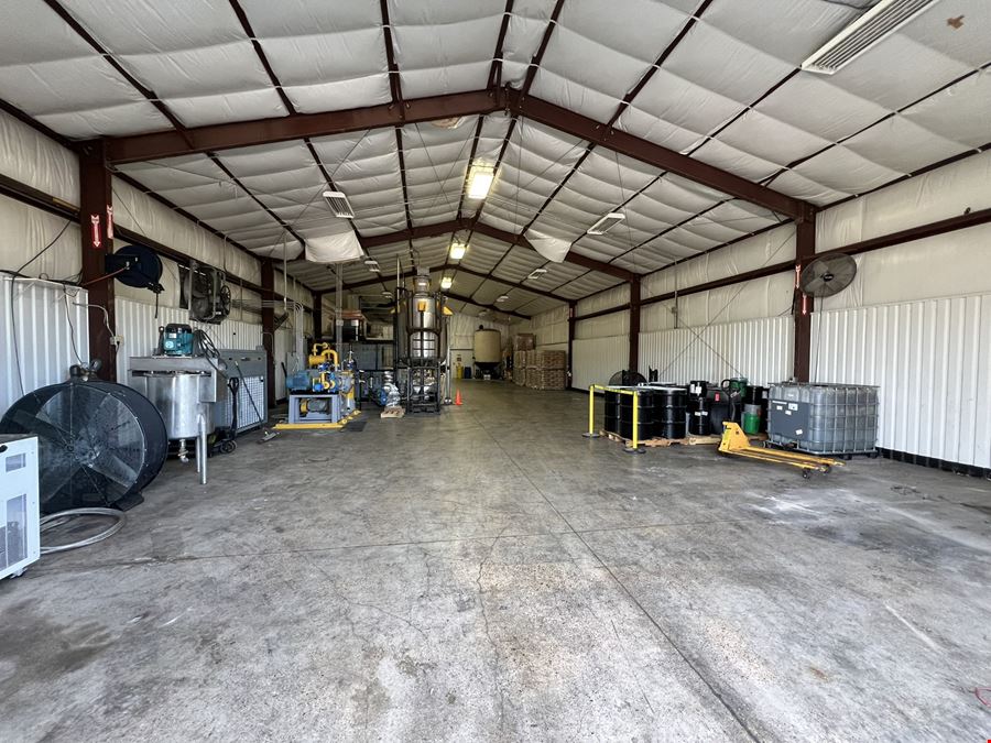 27,894SF IND WAREHOUSE(S) WITH HEAVY POWER- FOR LEASE, Spring, TX 77373