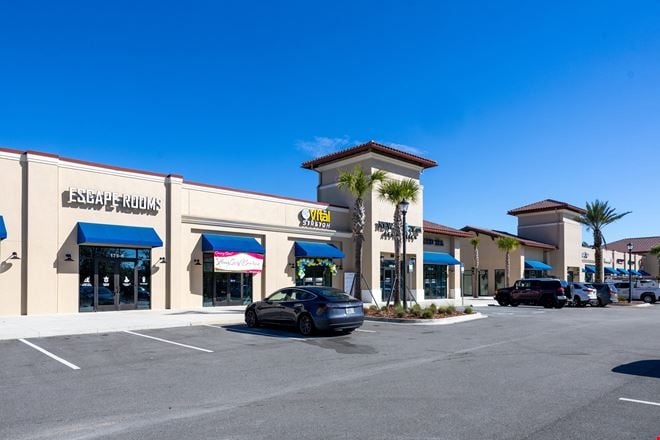 Preview of Retail space for Rent at 175-125 Rainier Lane