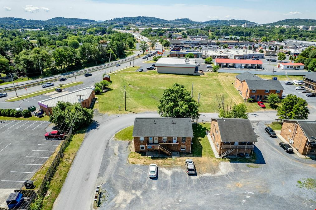INVESTMENT OPPORTUNITY | FULLY LEASED 15-UNIT APARTMENT BUILDINGS