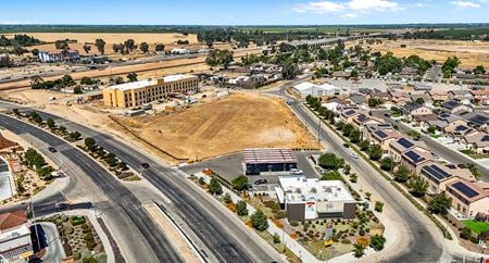 Preview of Retail space for Sale at NWC of Herndon & Farrington Avenues