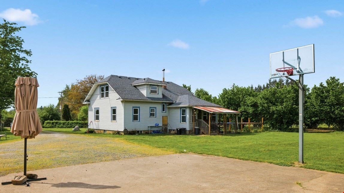 Woodburn Family Farm 30 ac.