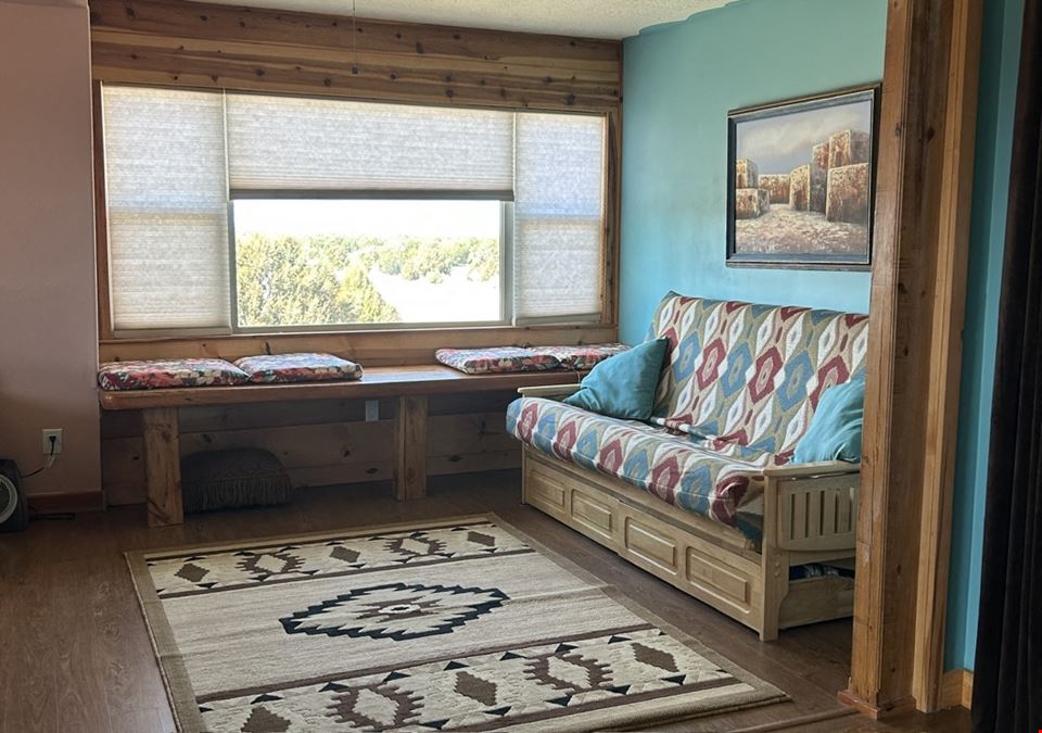 Turn-Key B&B, Restaurant, Retreat & Lodge Investment Opportunity