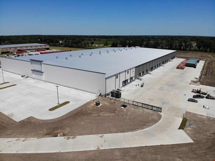 250,000 SF Cross Dock Distribution Facility