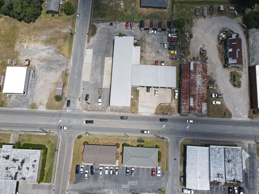 Downtown Area Vehicle Related Business | 140 W 3rd St