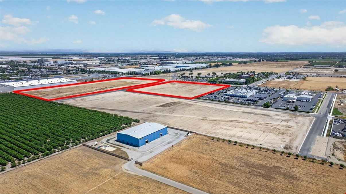±9.82-±13.41 AC Service Commercial Land Located Rapidly-Developing Area