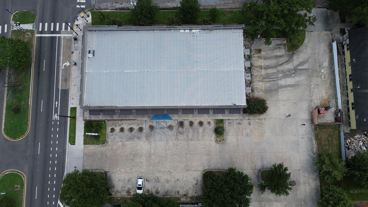 Former Dollar Store For Sublease