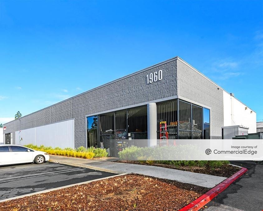 Shadowridge Business Center