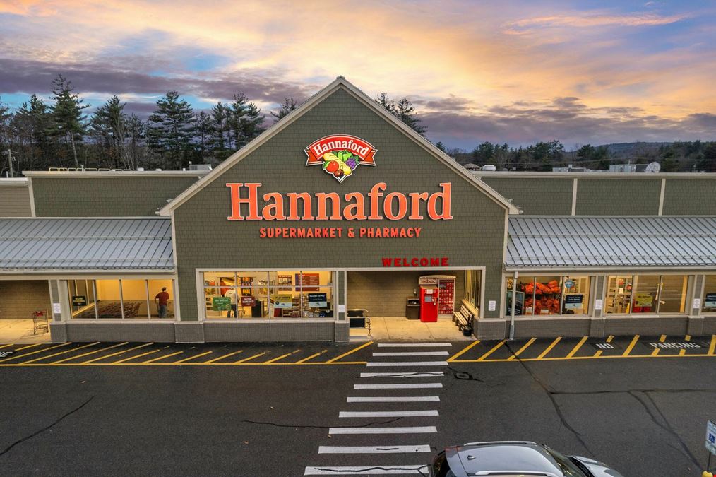 Ossipee, NH - Hannaford Plaza