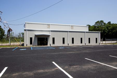 Preview of Industrial space for Rent at 1701 Pineview Road