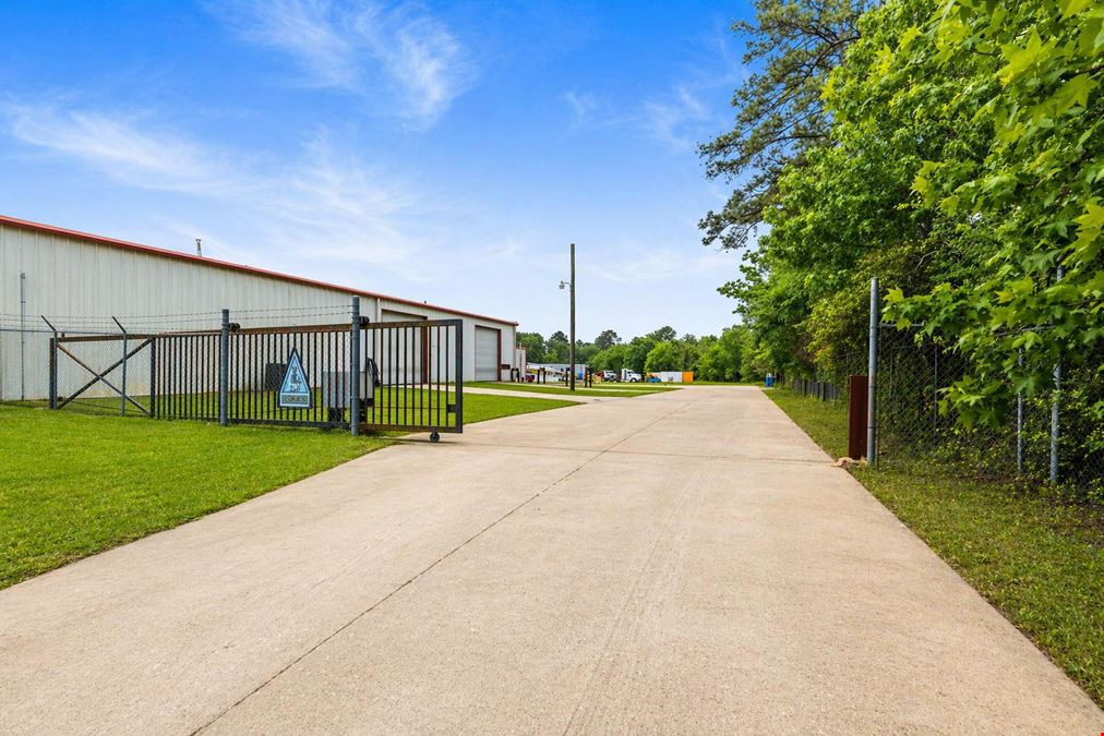 INDUSTRIAL SPACE FOR LEASE 516 FM 3083 Rd,. | 10,220 Sq. Ft.| 5.02 Acres