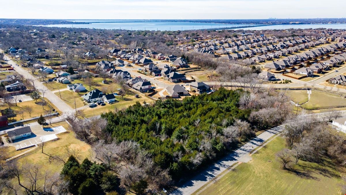 2.76 Acres For Sale Near Downtown Rockwall, TX
