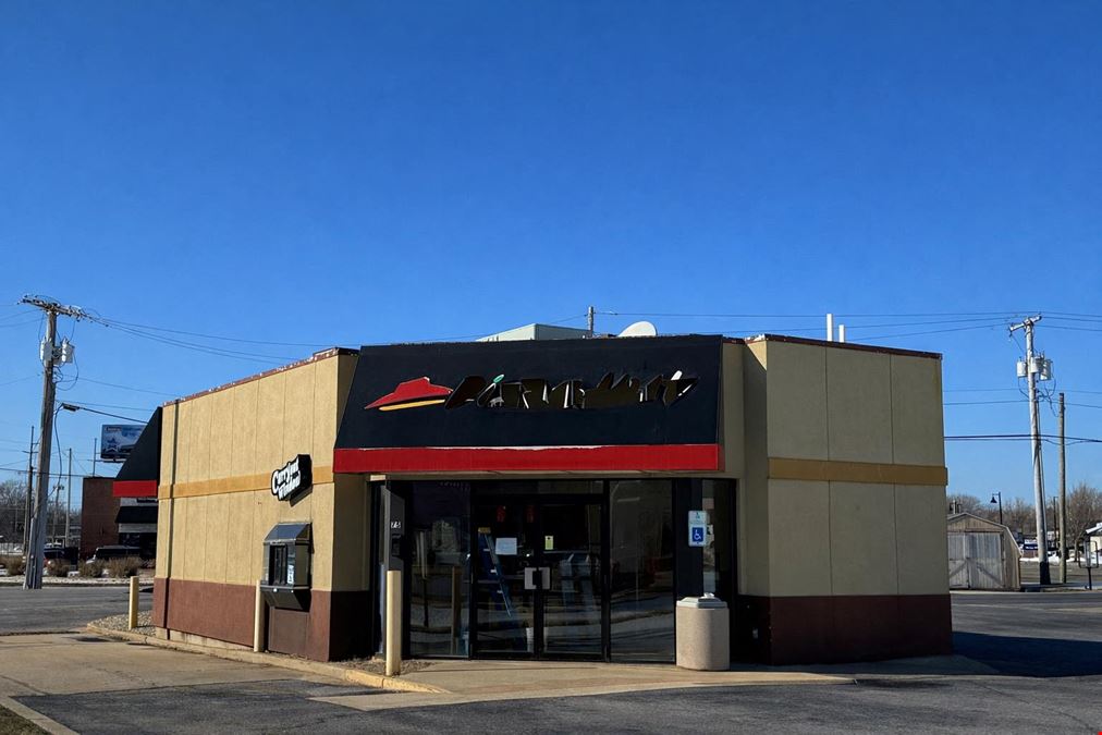 Former Pizza Hut - 75 Pine Lake Ave