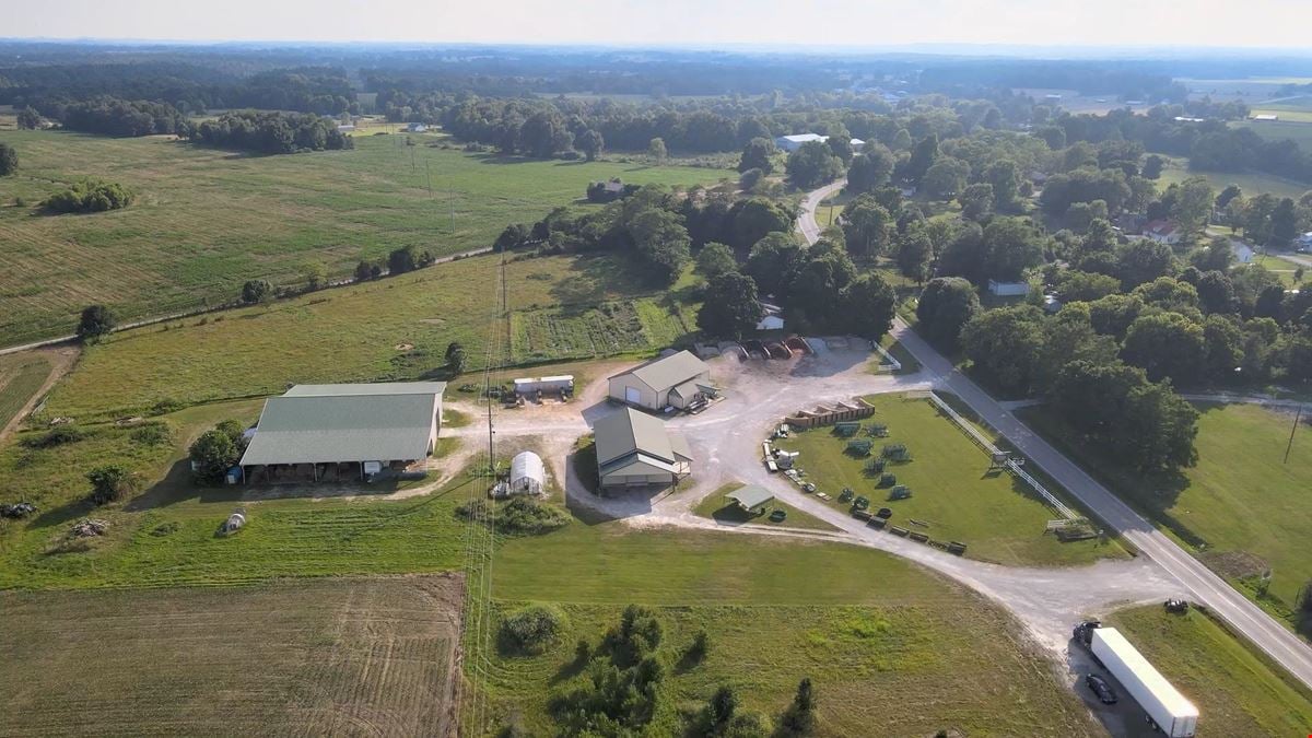 Big Clifty Farm & Country Store