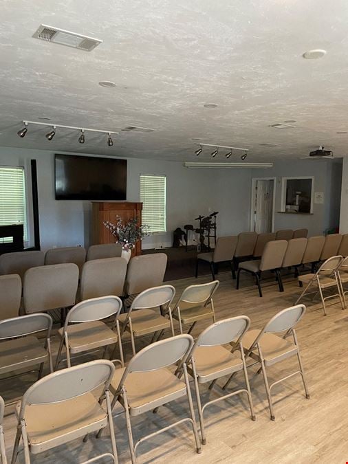 Commercial Building For Sale - N Monroe St