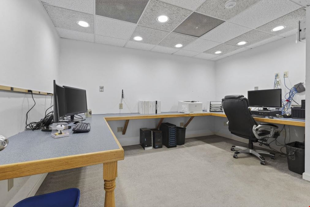 Flexible Office Condo, Dual Entry, Income Potential