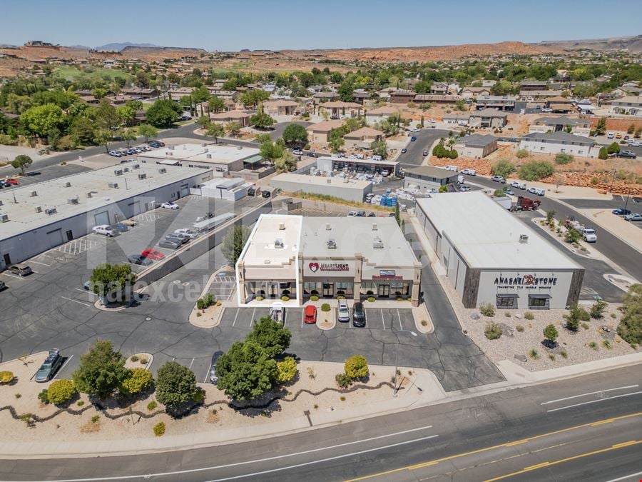 Retail- Warehouse near I-15 Available for Lease