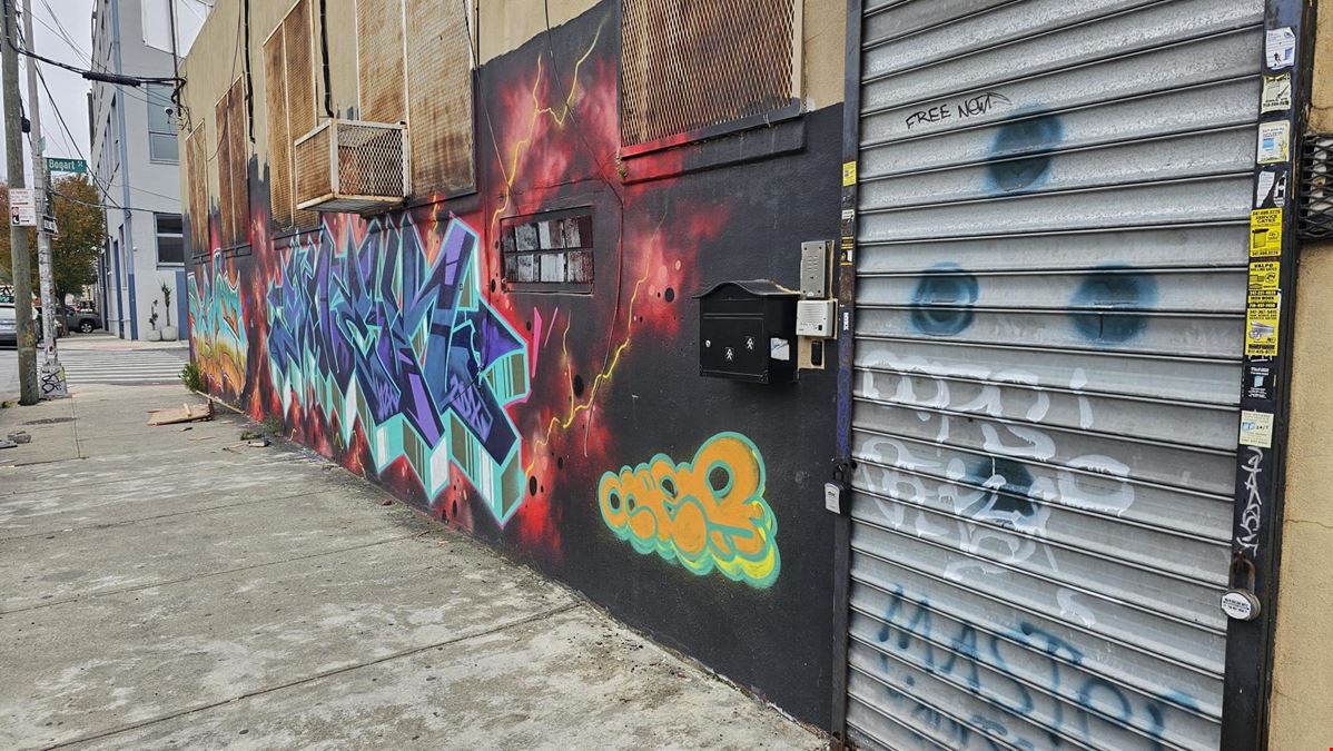 Ideal Entertainment/Nightlife Space