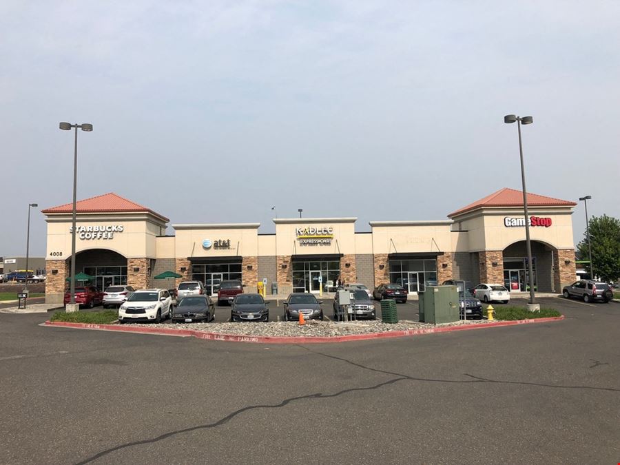 Canyon Lakes Shopping Center